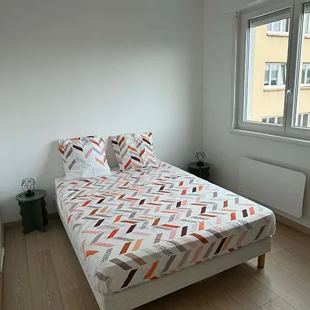 F2 Cosy Au Coeur De Thionville - Proche Gare & Luxembourg *