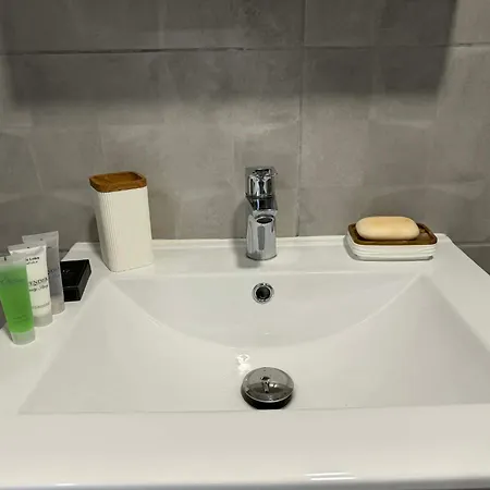 F2 Cosy Au Coeur De Thionville - Proche Gare & Luxembourg *