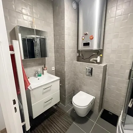 F2 Cosy Au Coeur De - Proche Gare & Luxembourg 아파트 *