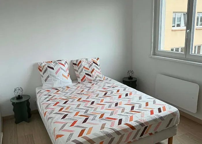 F2 Cosy Au Coeur De Thionville - Proche Gare & Luxembourg *