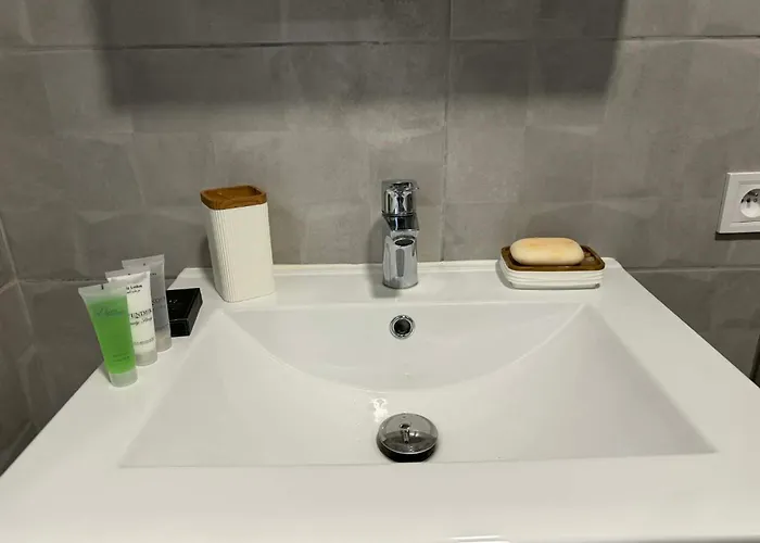 F2 Cosy Au Coeur De Thionville - Proche Gare & Luxembourg *